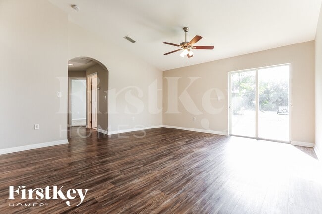 2637 Lacroix Ave, Unit Unit 1602 in North Port, FL - Foto de edificio - Building Photo