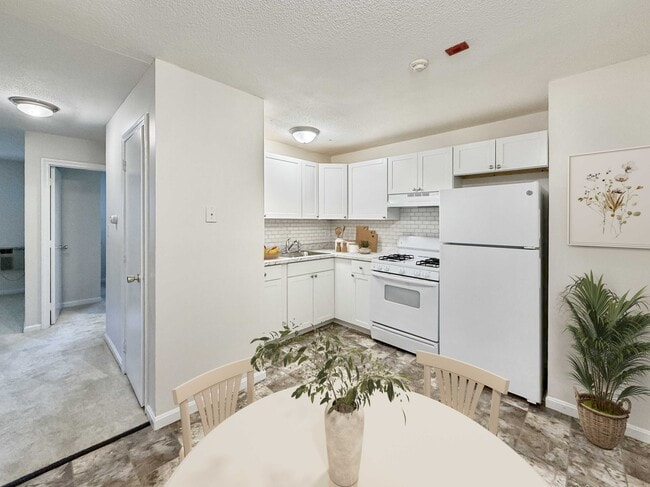 25 and 33 Morse Street in Lowell, MA - Building Photo - Building Photo