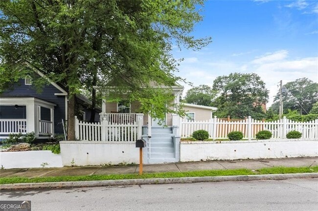 520 Arthur St SW in Atlanta, GA - Building Photo - Building Photo