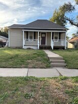 918 Sherman St in Salina, KS - Building Photo