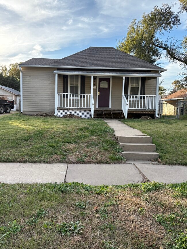 property at 918 Sherman St