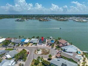 16009 6th St E in Redington Beach, FL - Building Photo - Building Photo