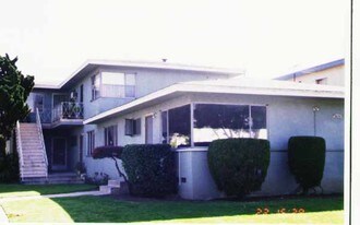 2928 W El Segundo Blvd in Gardena, CA - Building Photo