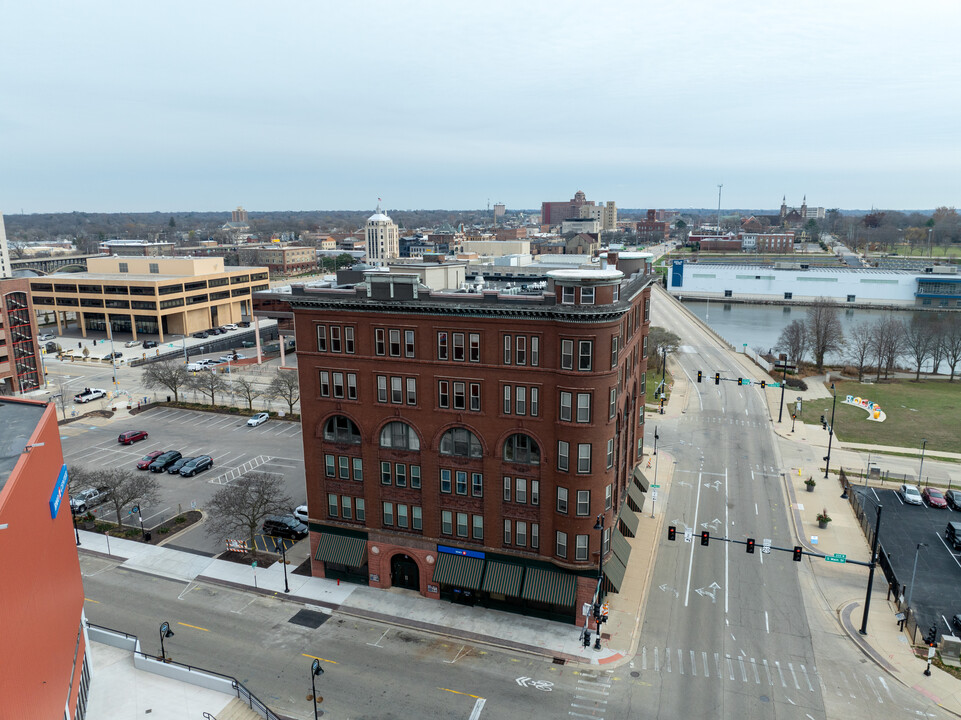 William Brown Lofts in Rockford, IL - Building Photo