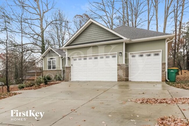 105 Jefferson Dr in Locust, NC - Building Photo - Building Photo