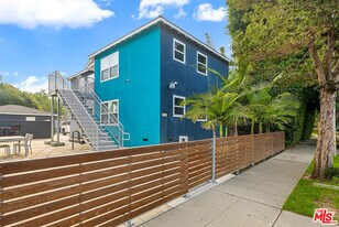 2948 Exposition Blvd in Santa Monica, CA - Building Photo