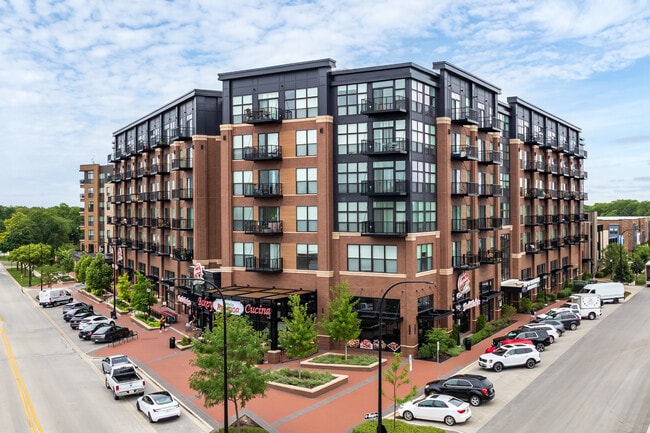 Top of The Mount Apartments