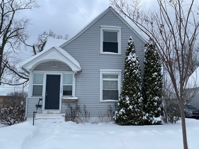 property at 1403 Columbus Ave