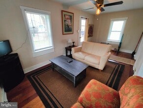 4884 Charles Town Rd in Kearneysville, WV - Building Photo - Building Photo