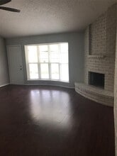 10206 Trade Winds Dr in Houston, TX - Building Photo - Building Photo