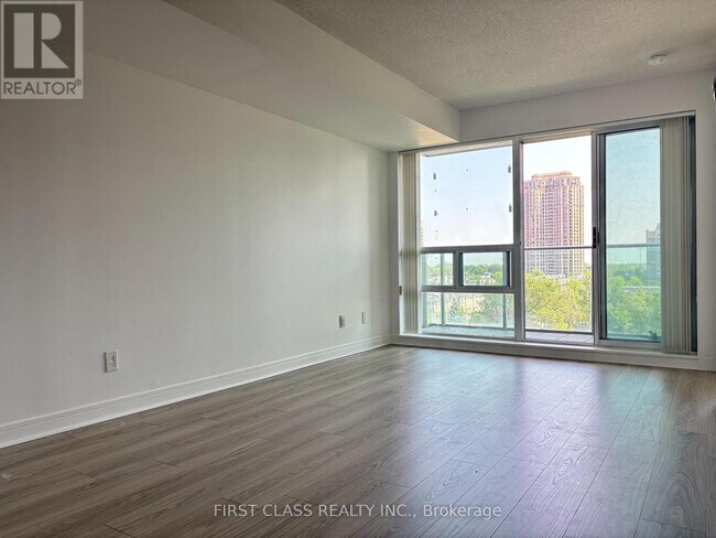 31-1031 Bales Ave in Toronto, ON - Building Photo - Building Photo