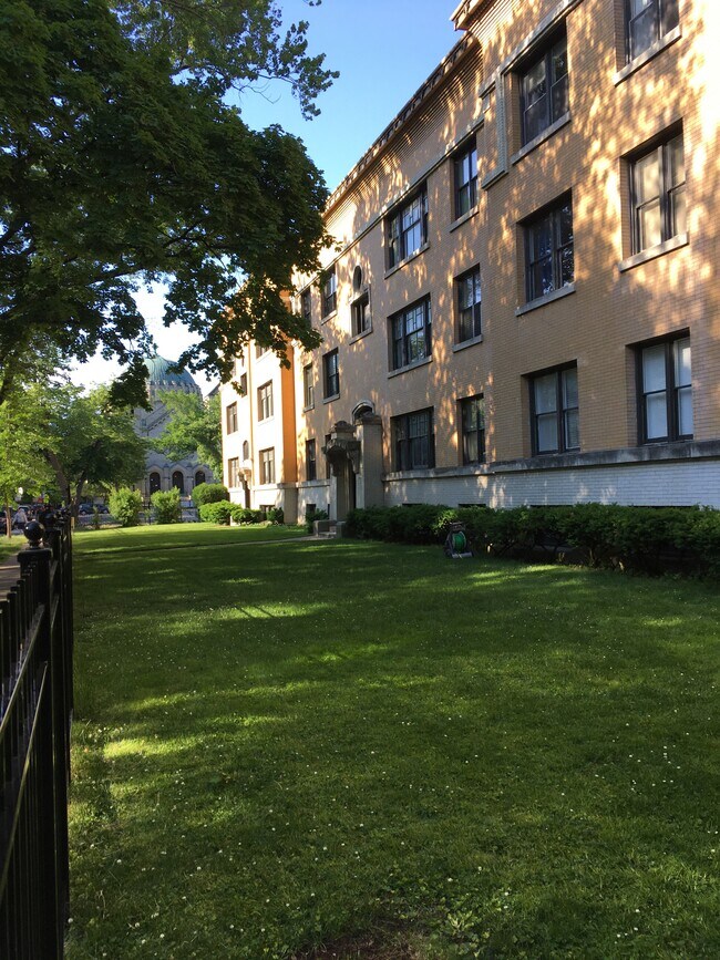 2459 N Orchard St, Unit 1
