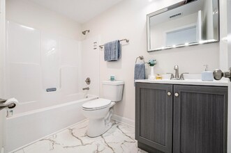 10508 W 129th Ave in Cedar Lake, IN - Foto de edificio - Building Photo