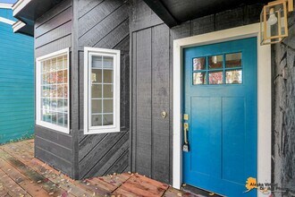 17350 Beaujolais Cir in Anchorage, AK - Building Photo - Building Photo