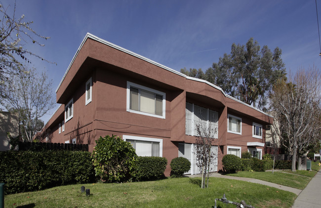 Escondido Village in Escondido, CA - Building Photo - Building Photo