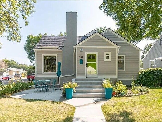property at 702 Yellowstone Ave