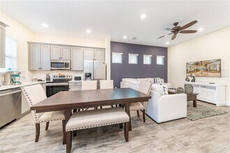 8056 Lost Shaker Ln in Kissimmee, FL - Building Photo - Building Photo