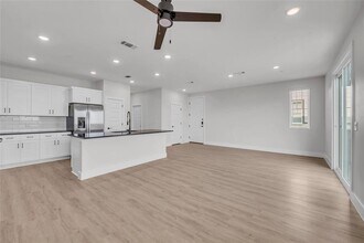 7403 Wondering Armadillo Way in Austin, TX - Building Photo - Building Photo