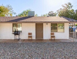 1619 W Peoria Ave in Phoenix, AZ - Building Photo