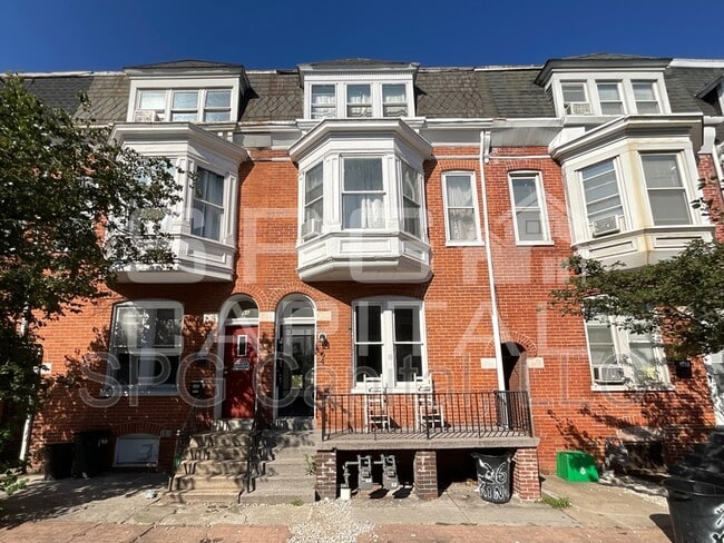 property at 164 S Pine St