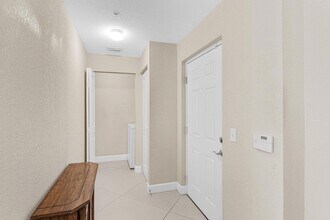 1660 Renaissance Commons Blvd, Unit 2107 in Boynton Beach, FL - Building Photo - Building Photo