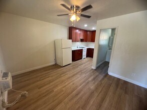 418 E St in West Sacramento, CA - Building Photo - Building Photo