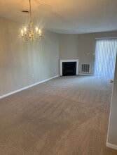 35 Christine Dr, Unit 35 Christine Dr Exeter in Reading, PA - Building Photo - Building Photo