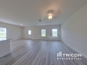 315 Limestone Cir in Conyers, GA - Building Photo - Building Photo