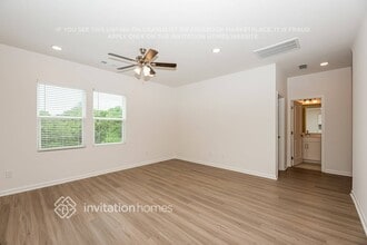 133 Glacier Wy in La Vergne, TN - Building Photo - Building Photo
