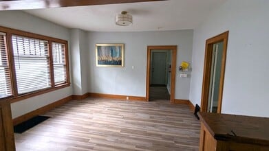 174 E Isabella Ave in Muskegon, MI - Building Photo - Building Photo