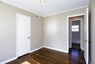 1919 W 47th Pl in Tulsa, OK - Building Photo - Building Photo