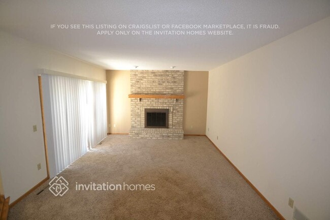 14371 Raven St NW in Andover, MN - Foto de edificio - Building Photo