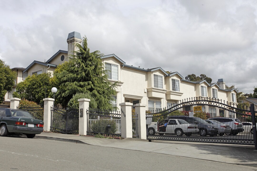 2030 Miramonte Ave in San Leandro, CA - Foto de edificio