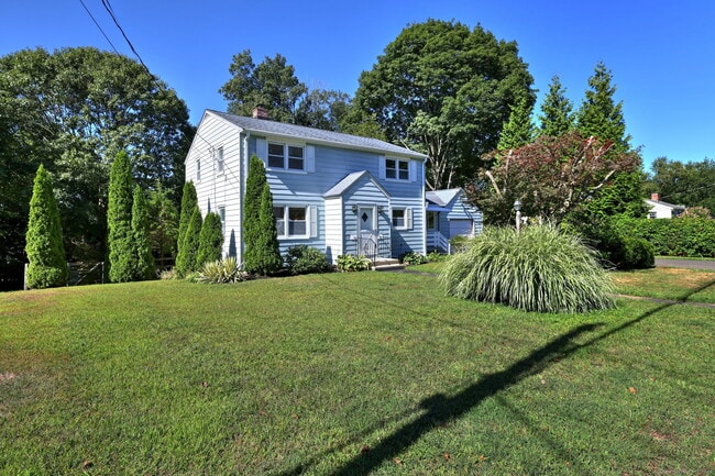 property at 29 Rangely Dr