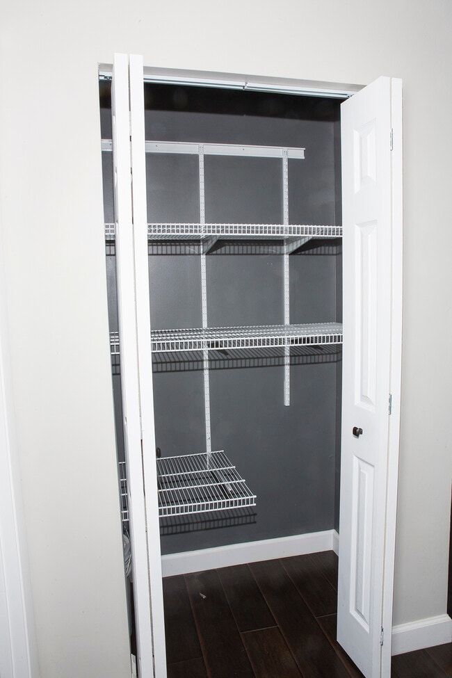 1931 Tarpon Ct in Zephyrhills, FL - Building Photo - Building Photo