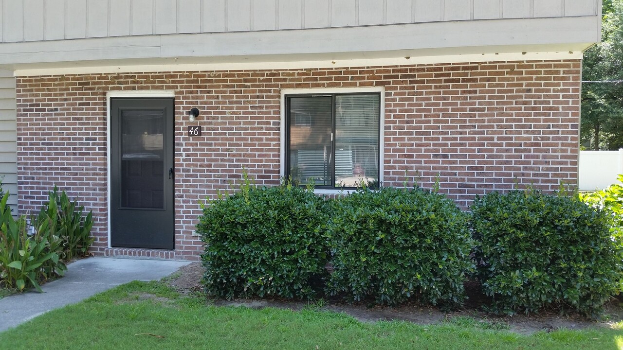 145 Beaver Pond Loop in Pawleys Island, SC - Building Photo