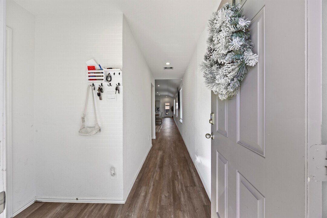 5455 Desert Gln Dr in Spring, TX - Building Photo