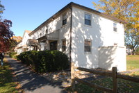 476 N Middletown Rd in Pearl River, NY - Building Photo - Building Photo