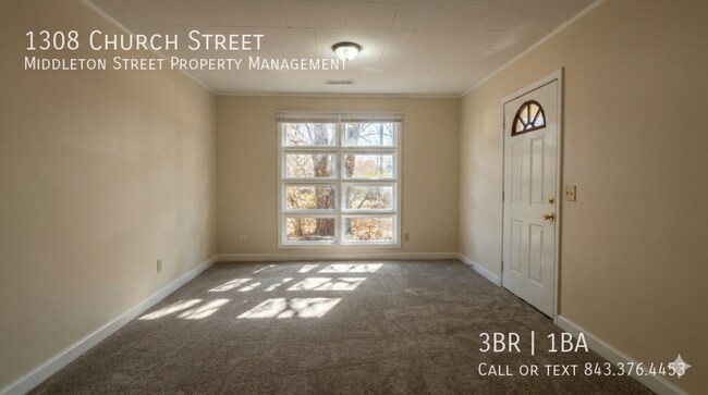 1308 Church St in Beaufort, SC - Foto de edificio - Building Photo