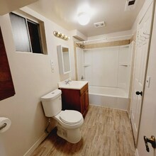 40 Vista Grande Ave-Unit -Down Stairs in Daly City, CA - Building Photo - Building Photo