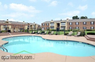 Charleston Oaks Apartments