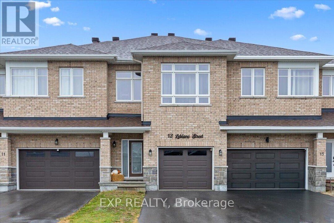 13 Leblanc St in Carleton Place, ON - Building Photo