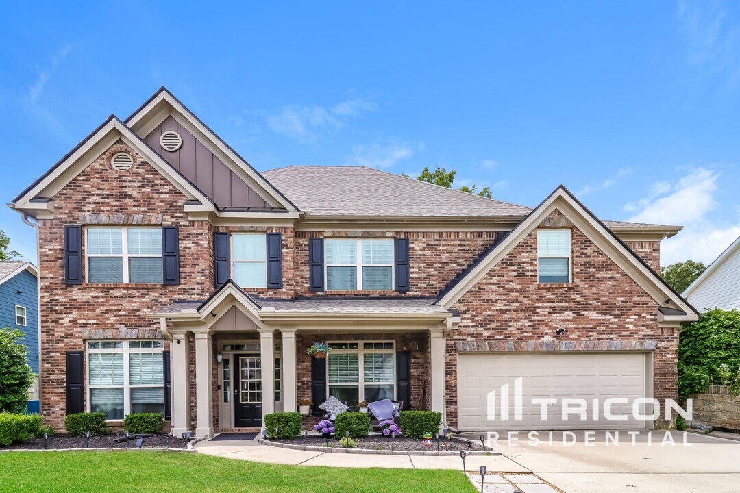 27 Rock Ridge Ct in Cartersville, GA - Building Photo