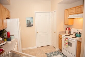 Waterford Place Apartment Homes in Memphis, TN - Building Photo - Building Photo