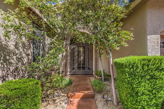 1244 Vietti St