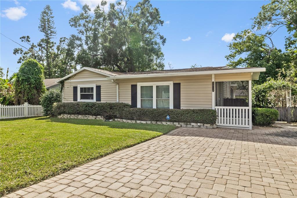 6914 N Lynn Ave in Tampa, FL - Building Photo