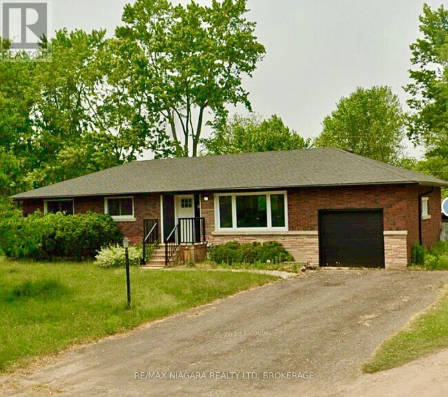75 Springfield St in Welland, ON - Building Photo - Building Photo