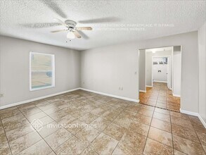 4040 Lehman Ct in Lakeland, FL - Building Photo - Building Photo