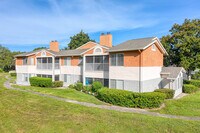 Malabar Lakes Apartments photo'