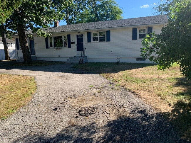 property at 170 Shannon Dr